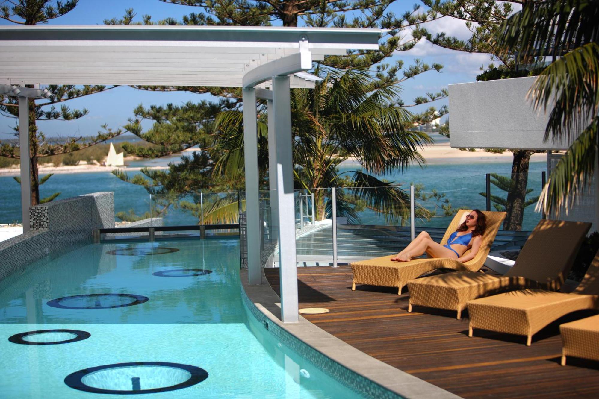 Rumba Beach Resort Caloundra Buitenkant foto Pool at Peppers Beach Club Resort