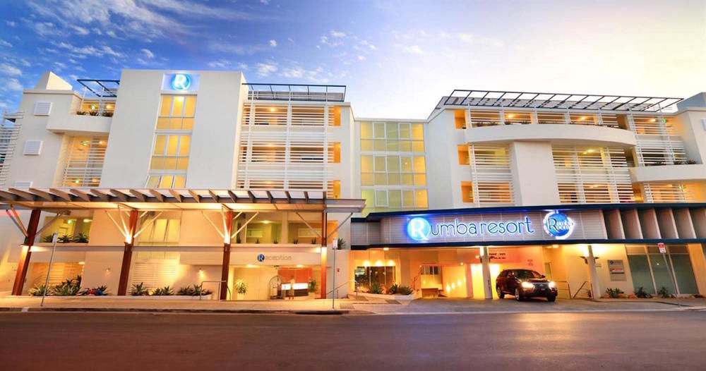 Rumba Beach Resort Caloundra Buitenkant foto Intercourt Hotel
